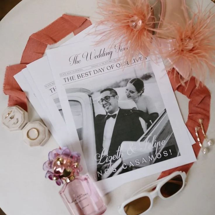 Wedding Supply Business - Custom Save The Date Foto Krant